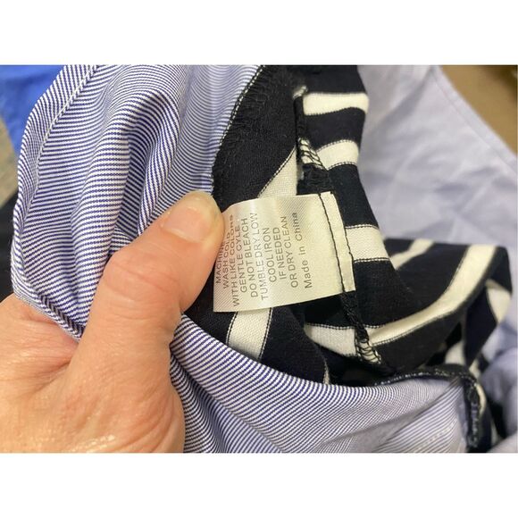 Elliott Lauren NWT Navy Blue Red Side Zipper Blouse, Size Small, MSRP $160 - Picture 5 of 12